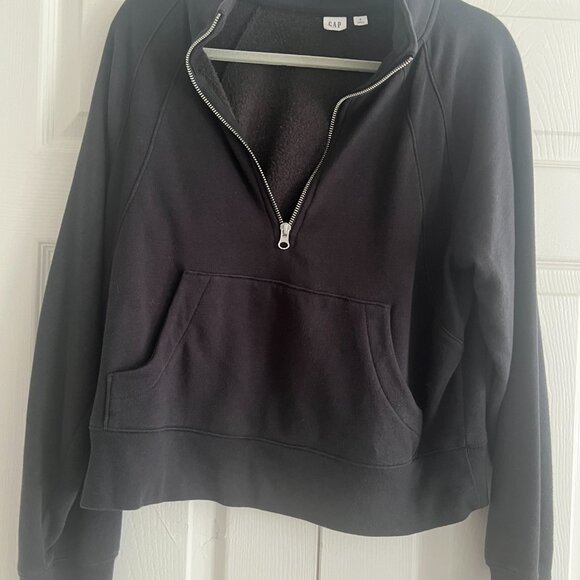 NWOT Gap Half-Zip Pullover, Black, Size Small - Picture 2 of 6
